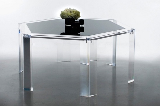 Zero Gravity: дизайны акриловой мебели