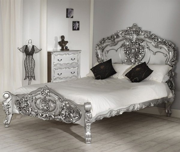 Спальня в стиле рококо
