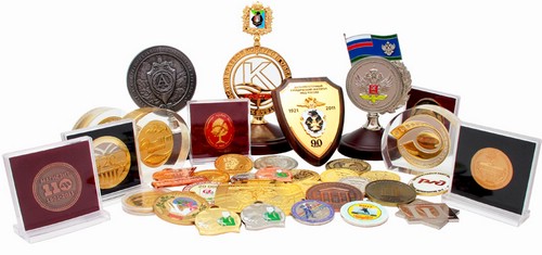Медали и значки - памятные и наградные знаки